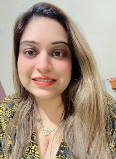 Big Boobyindependent Aashi - puta in Mangalore Photo 2 of 8