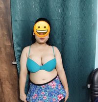 Big Busty Teen - puta in New Delhi Photo 1 of 7