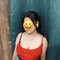 Big Busty Teen - puta in New Delhi Photo 4 of 7