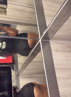 BIG BUTT IN THAILAND 🇹🇭 - puta in Phuket Photo 4 of 9