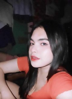 Chantal Sexy - Transsexual escort in Manila Photo 4 of 10