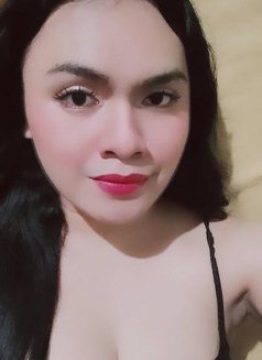 Chantal Sexy - Transsexual escort in Manila Photo 7 of 10