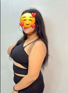 Big chubby Manshi real fuck/cam - puta in Pune Photo 5 of 8