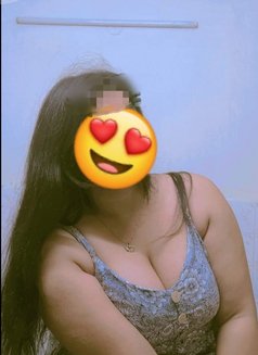 Big chubby Manshi real fuck/cam - puta in Pune Photo 6 of 8