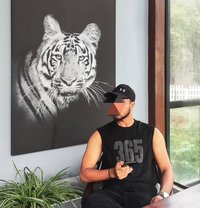 Big cock 7inch, pussy sucking, fingering - Male escort in Bangalore