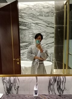 🇯🇵Big cock and private service, Both - Transsexual escort in Doha Photo 1 of 6
