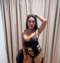 Big Cock Fiona Top and bottom - Transsexual escort in Kuala Lumpur