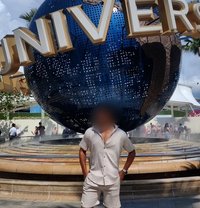 Single girls & Married women - Acompañantes masculino in Bangalore