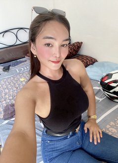Big Cock Ladyboy - Transsexual escort in Manila Photo 9 of 10
