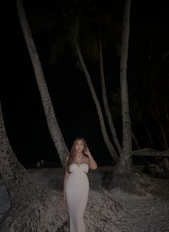 Big Cock Lexi - Transsexual escort in Makati City Photo 5 of 12