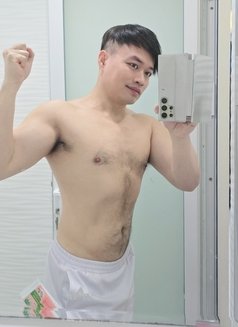 Big Cock Masseur - Male escort in Ho Chi Minh City Photo 26 of 30