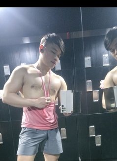 Big Cock Masseur - Male escort in Ho Chi Minh City Photo 28 of 30