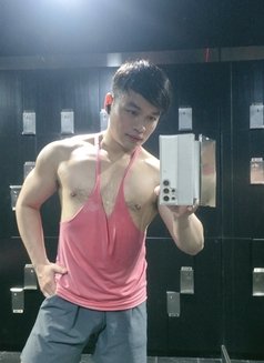 Big Cock Masseur - Male escort in Ho Chi Minh City Photo 29 of 30