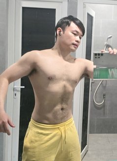 Big Cock Masseur - Male escort in Ho Chi Minh City Photo 28 of 30