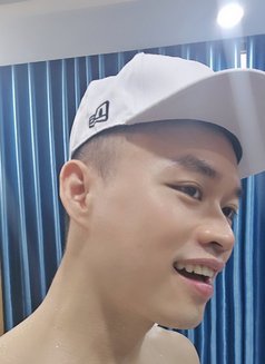 Big Cock Masseur - Male escort in Ho Chi Minh City Photo 29 of 30
