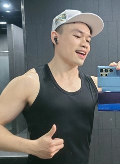 Big Cock Masseur - Male escort in Ho Chi Minh City Photo 28 of 30