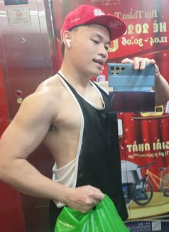 Big Cock Masseur - Male escort in Ho Chi Minh City Photo 27 of 28