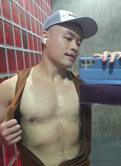 Big Cock Masseur - Male escort in Ho Chi Minh City Photo 27 of 28