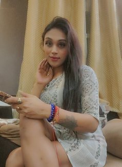 Big cock Meenakshi here - Acompañantes transexual in Bangalore Photo 3 of 22