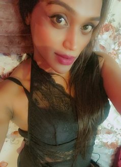 Big cock Meenakshi here - Acompañantes transexual in Bangalore Photo 21 of 22