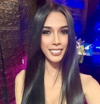 Big cock sexy Hana - Acompañantes transexual in Bangkok