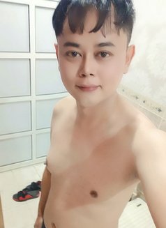 big cock - Transsexual escort in Doha Photo 5 of 8