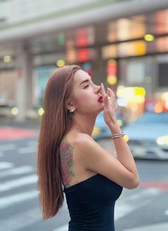 big cock Thai Trans in Sukumvit Sukumvit - Transsexual escort in Bangkok Photo 12 of 15