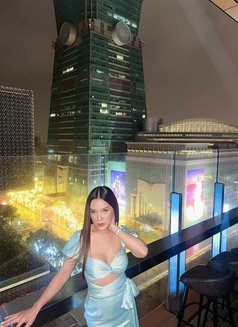 big cock Thai Trans in Sukumvit - Transsexual escort in Bangkok Photo 26 of 26