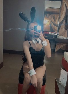 BIG COCK VERSABABY - Transsexual escort in Makati City Photo 23 of 25