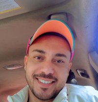 Big 25 cm - Acompañantes masculino in Jeddah Photo 1 of 1