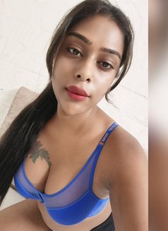 Big Dick 8. 2 Ich Faking Videos Service - Transsexual escort in Pune Photo 2 of 10