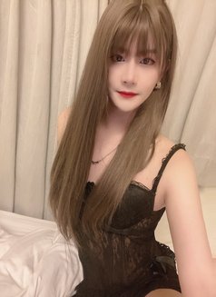 Big Dick - Transsexual escort in Hong Kong Photo 10 of 10