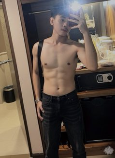 Daniel - Acompañantes masculino in Bali Photo 5 of 6