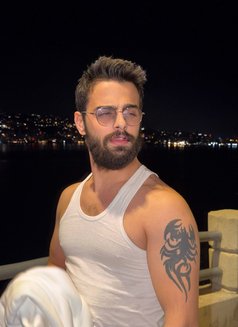 Big dick - Male escort in Beirut Photo 8 of 12