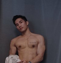 Big Dick Muscular male escort - Acompañantes masculino in Singapore