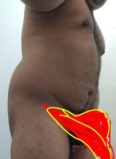 Big Dick on Bed - Acompañante masculino in Pune Photo 3 of 3