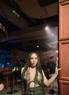 Big dick rimming cim - Transsexual escort in Riyadh Photo 8 of 8