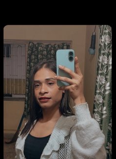 Big Dick Shemale Real meet Available - Transsexual escort in Kolkata Photo 7 of 9