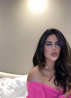 قموري ليدي بوي big dick - Transsexual escort in Riyadh Photo 11 of 11