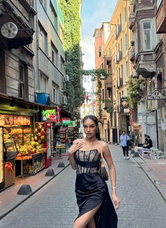 🟪🟪Big Dock in Jeddah🟪🟪 - Transsexual escort in Jeddah Photo 17 of 17