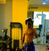 ENERGETIC DR. FOR LADIES AND COUPLES - Male escort in Al Manama