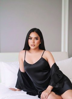 BIG GIGI - Transsexual escort in Riyadh Photo 10 of 10