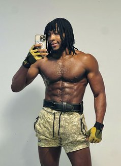 Big Long Black Dick - Acompañantes masculino in Al Manama Photo 2 of 6
