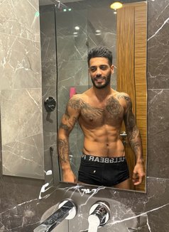 Big MACHINE HARD FUCKER - Acompañantes masculino in Al Manama Photo 12 of 13