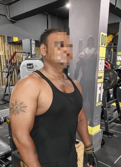 Big Masculine bull - Acompañantes masculino in Bangalore Photo 6 of 6