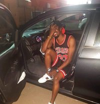 Big Meech - Male adult performer in Al Manama