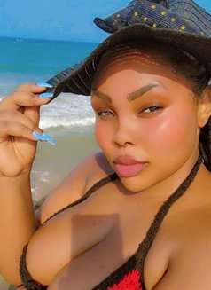 Big Melons CurvyJuicy Horny Queen Bella - puta in Bangalore Photo 11 of 12