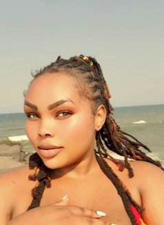 Big Melons CurvyJuicy Horny Queen Bella - puta in Bangalore Photo 12 of 12