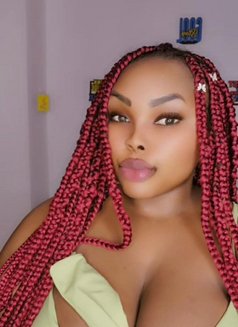 Big Melons CurvyJuicy Horny Queen Bella - puta in Bangalore Photo 9 of 12