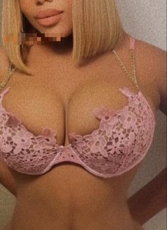 Big Melons Hot Horny Lizzy Sauce - escort in New Delhi Photo 2 of 5